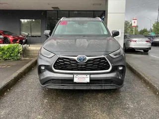 Toyota Highlander Hybrid 2023 AWD XLE 4dr SUV