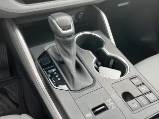 Toyota Highlander Hybrid 2023 AWD XLE 4dr SUV