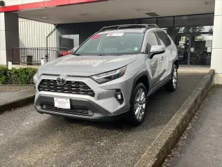 Toyota RAV4 2024 AWD XLE Premium 4dr SUV