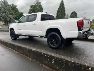 Toyota Tacoma 2021 4x4 SR5 V6 4dr Double Cab 6.1 ft LB