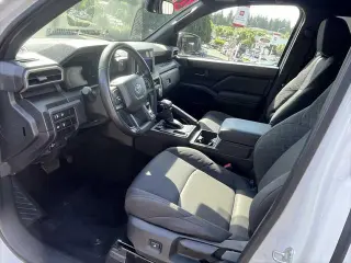 Toyota Tacoma 2024 4x2 SR 2dr XtraCab 6.1 ft LB