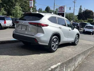 Toyota Highlander 2023 AWD XLE 4dr SUV