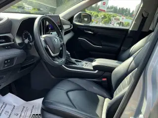 Toyota Highlander 2023 AWD XLE 4dr SUV