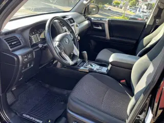 Toyota 4Runner 2019 4x4 SR5 4dr SUV