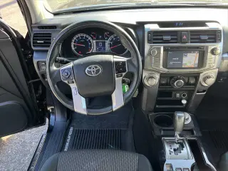 Toyota 4Runner 2019 4x4 SR5 4dr SUV