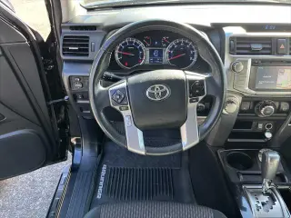 Toyota 4Runner 2019 4x4 SR5 4dr SUV