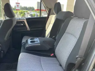 Toyota 4Runner 2019 4x4 SR5 4dr SUV