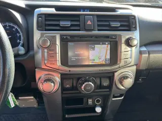 Toyota 4Runner 2019 4x4 SR5 4dr SUV