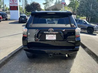 Toyota 4Runner 2019 4x4 SR5 4dr SUV