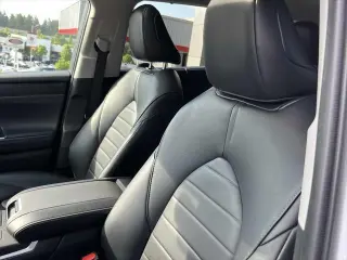 Toyota Highlander 2022 AWD XLE 4dr SUV