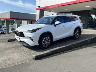 Toyota Highlander 2022 AWD XLE 4dr SUV