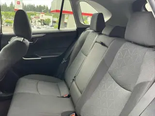 Toyota RAV4 2024 AWD XLE 4dr SUV