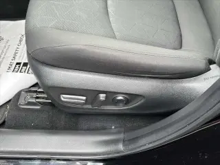 Toyota RAV4 2024 AWD XLE 4dr SUV
