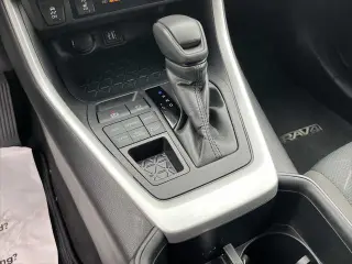 Toyota RAV4 2024 AWD XLE 4dr SUV