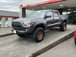 Toyota Tacoma 2019 4x4 TRD Pro 4dr Double Cab 5.0 ft SB 6M