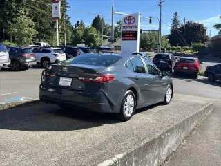Toyota Camry 2025 SE 4dr Sedan