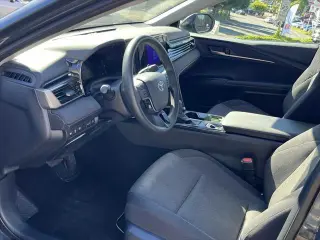 Toyota Camry 2025 SE 4dr Sedan