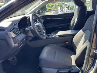 Toyota Camry 2025 SE 4dr Sedan