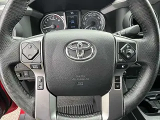 Toyota Tacoma 2021 4x4 SR5 V6 4dr Double Cab 6.1 ft LB