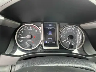 Toyota Tacoma 2021 4x4 SR5 V6 4dr Double Cab 6.1 ft LB