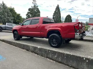Toyota Tacoma 2021 4x4 SR5 V6 4dr Double Cab 6.1 ft LB