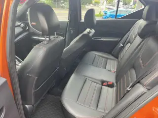 Nissan Kicks 2020 SR 4dr Crossover