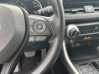 Toyota RAV4 2025 AWD XLE 4dr SUV