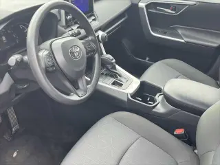 Toyota RAV4 2025 AWD XLE 4dr SUV
