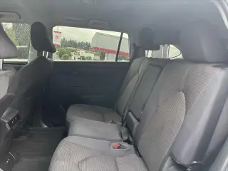 Toyota Highlander Hybrid 2021 AWD LE 4dr SUV