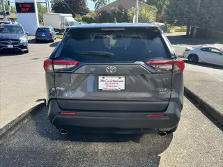 Toyota RAV4 2023 AWD XLE 4dr SUV