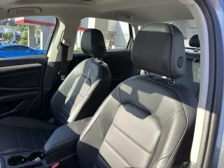 Volkswagen Jetta 2021 SE 4dr Sedan