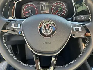 Volkswagen Jetta 2021 SE 4dr Sedan