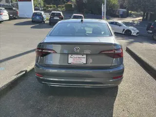 Volkswagen Jetta 2021 SE 4dr Sedan