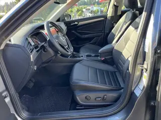 Volkswagen Jetta 2021 SE 4dr Sedan