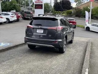 Toyota RAV4 2016 AWD XLE 4dr SUV