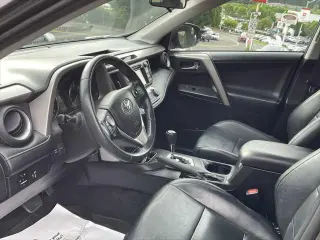 Toyota RAV4 2016 AWD XLE 4dr SUV