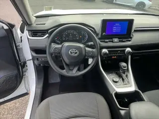 Toyota RAV4 Hybrid 2024 AWD LE 4dr SUV