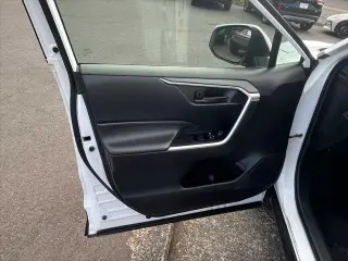 Toyota RAV4 Hybrid 2024 AWD LE 4dr SUV
