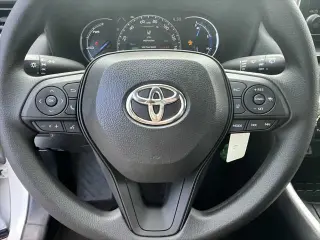 Toyota RAV4 Hybrid 2024 AWD LE 4dr SUV