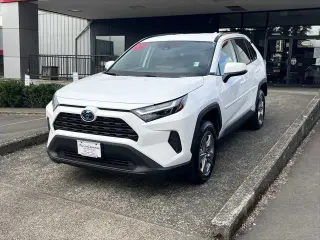 Toyota RAV4 Hybrid 2024 AWD LE 4dr SUV