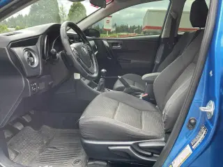 Toyota Corolla iM 2018 4dr Hatchback CVT