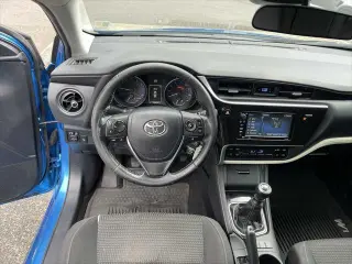 Toyota Corolla iM 2018 4dr Hatchback CVT