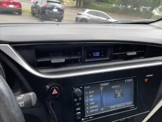 Toyota Corolla iM 2018 4dr Hatchback CVT