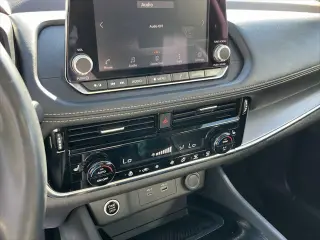Nissan Rogue 2021 AWD SV 4dr Crossover