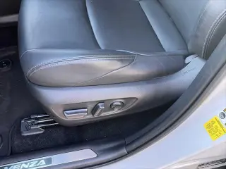 Toyota Venza 2023 AWD XLE 4dr Crossover
