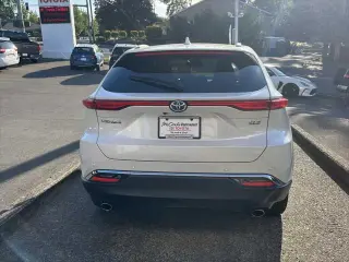 Toyota Venza 2023 AWD XLE 4dr Crossover