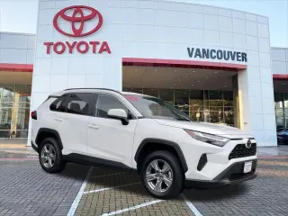 Toyota RAV4 2024 AWD XLE 4dr SUV