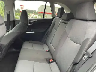 Toyota RAV4 2024 AWD XLE 4dr SUV