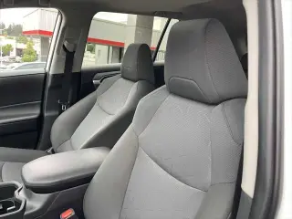 Toyota RAV4 2024 AWD XLE 4dr SUV
