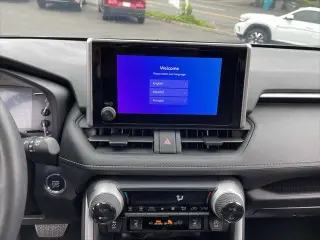 Toyota RAV4 2024 AWD XLE 4dr SUV